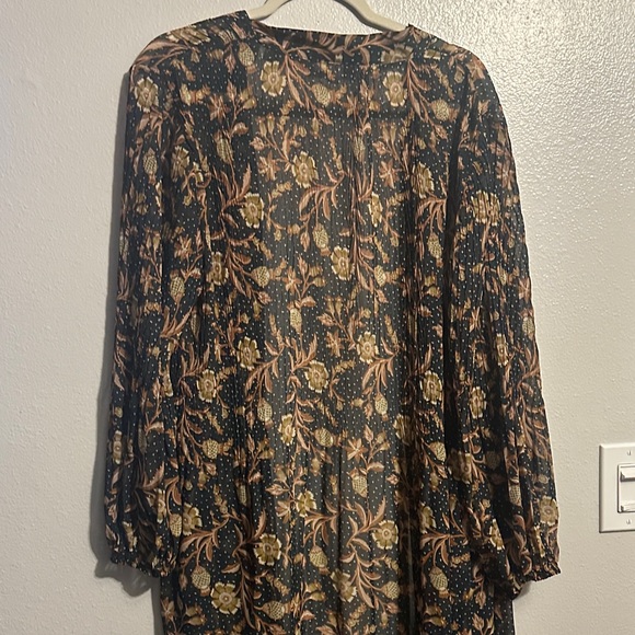 DR2 Floral Duster - Picture 9 of 10